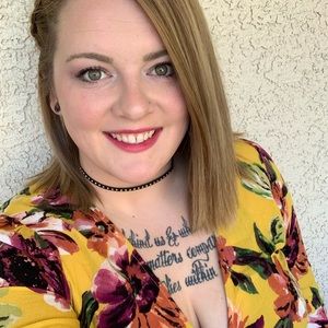 Meet your Posher, Molly